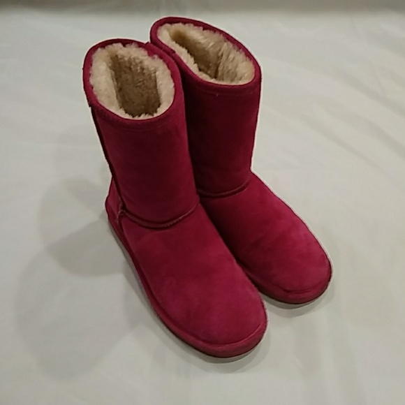 hot pink bearpaw boots